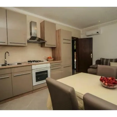 Apartment Balota